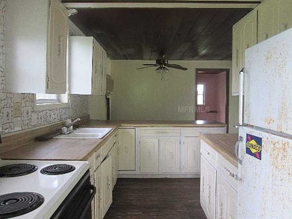 4th image of 10025 Tamiami Trl S