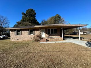 1175 Sand Hill Rd, Hope Mills, NC 28348