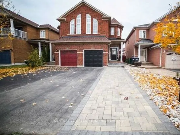 3355 Fountain Park Ave, Mississauga, ON L5M 7E2