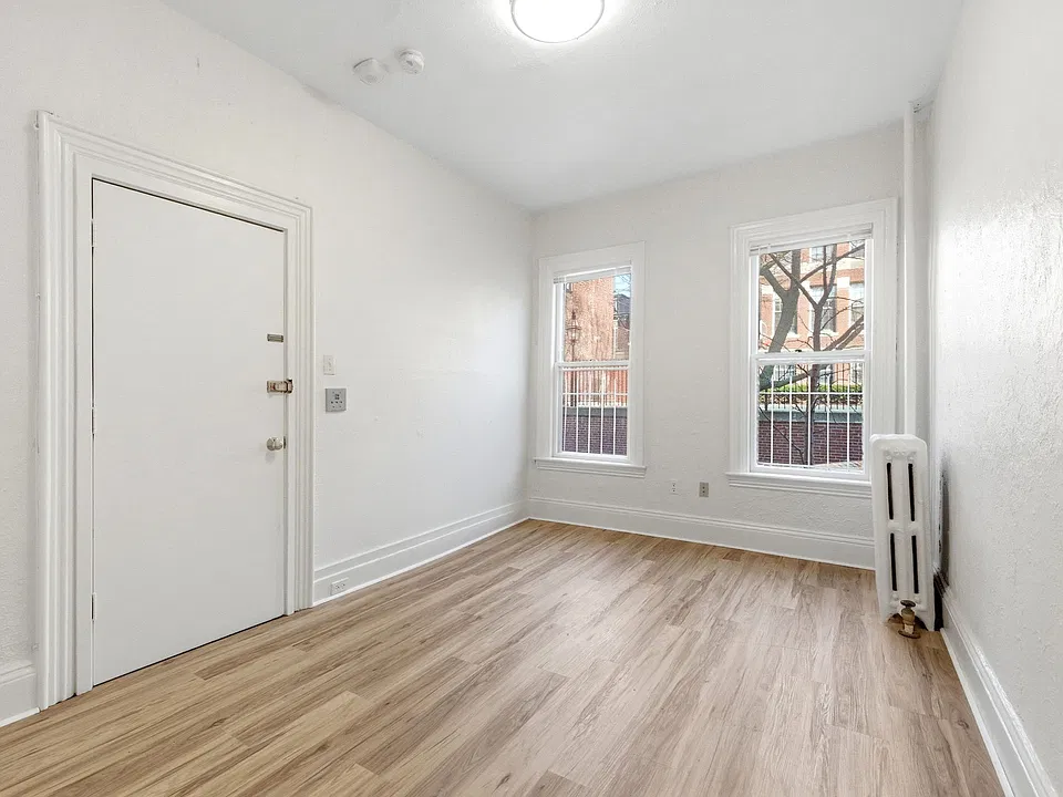 19 S Russell St #2