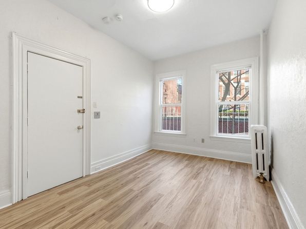19 S Russell St APT 2