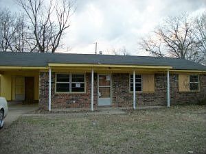 1st image of 116 Yelco Dr