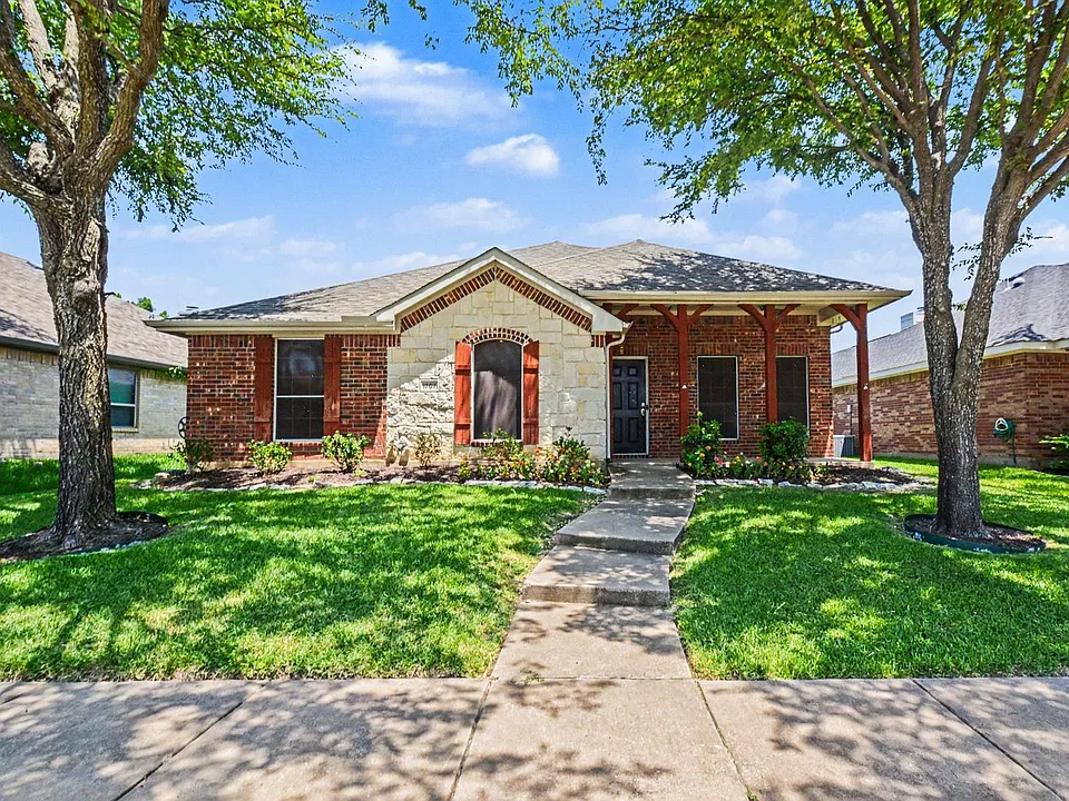 1707 Briarhollow Dr