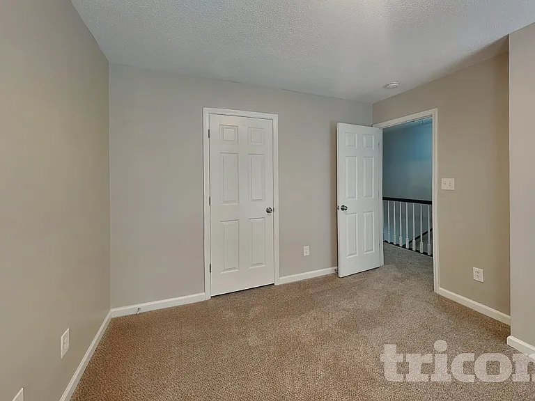 104 Roundtree Ct — Photo 11