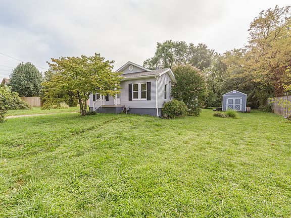 5th image of 3814 Kincaid St