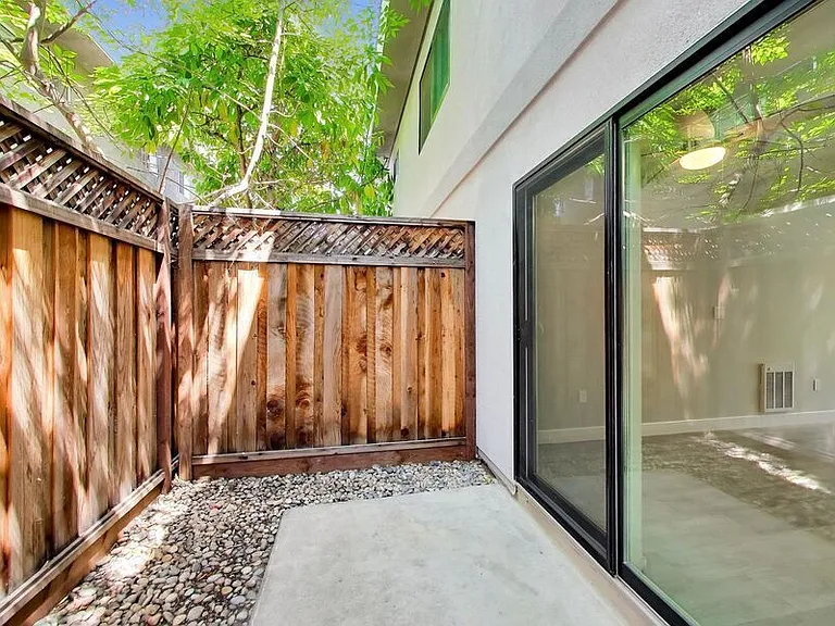 1662 Hollenbeck Ave #15 — Photo 13