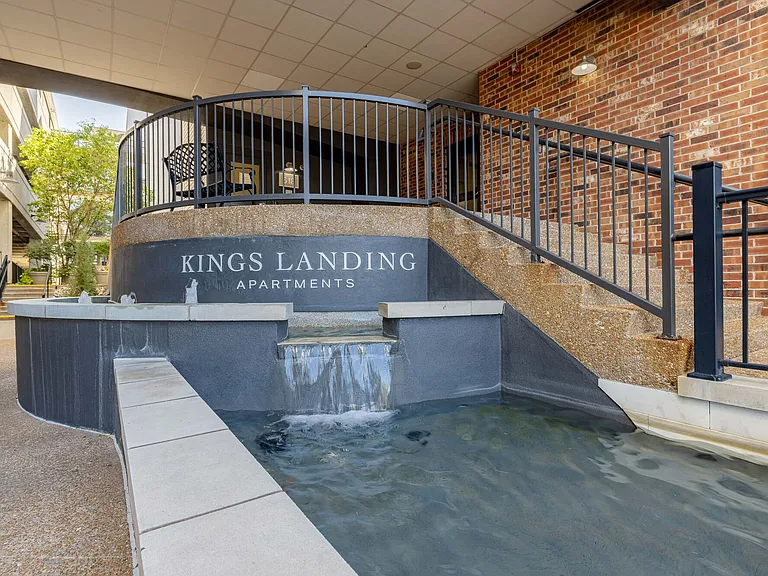 Kings Landing — Photo 36
