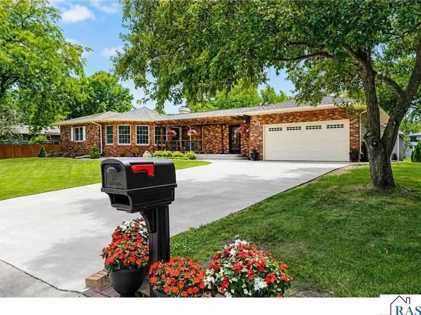 1005 W Richway Dr, Albert Lea, MN 56007