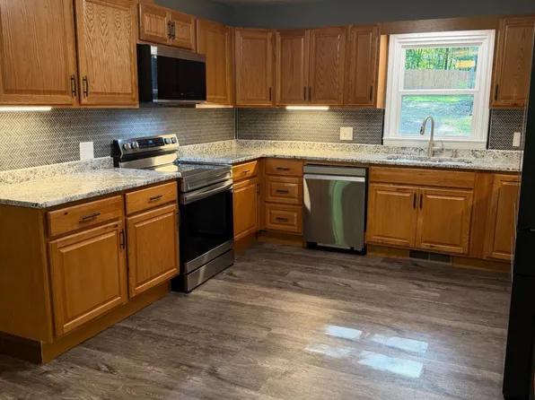 41 Reynolds St, Bremen, GA 30110