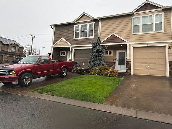 2nd image of 886 NW 3rd Ave