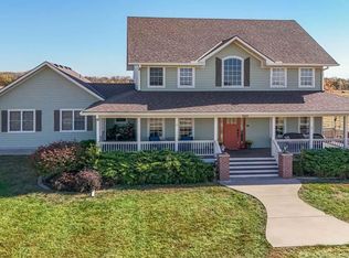 668 E 1375th Rd, Lawrence, KS 66046