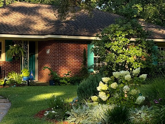 5th image of 4832 Crescent Dr