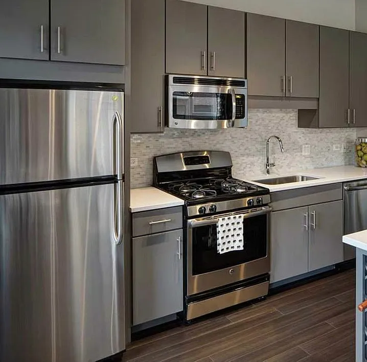 Studio, 522 sqft, $2,490 — Photo 3