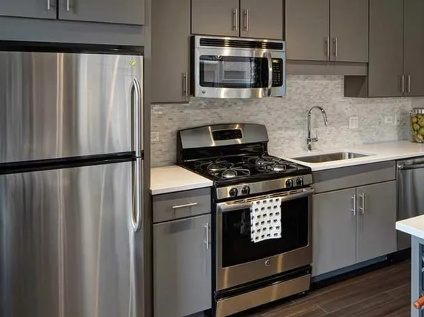 872 S Park Ter #518, Chicago, IL 60605