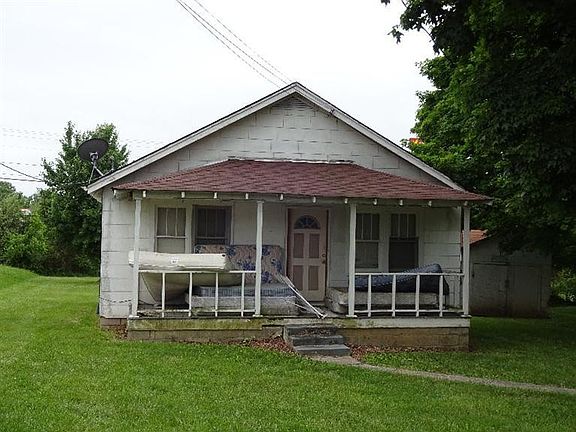 2nd image of 505 Spivey Ln
