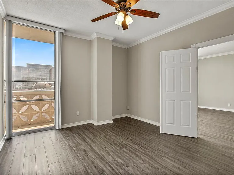 1801 Lavaca St #5F — Photo 10