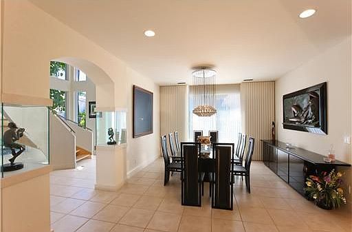 4th image of 701 Seaview Dr