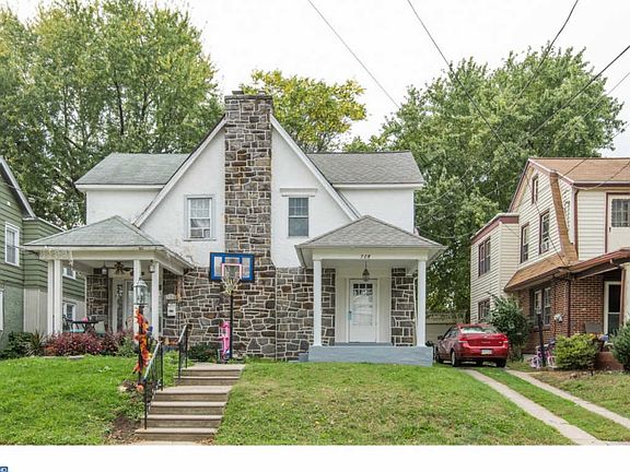 5th image of 728 Anderson Ave
