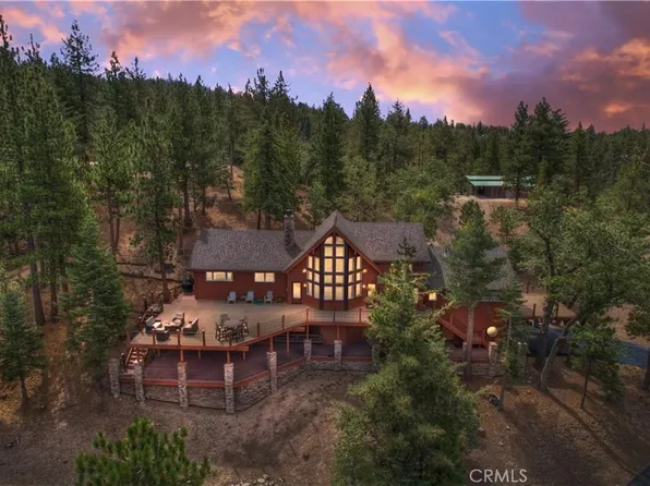 3011 Blue Bird Dr, Running Springs, CA 92382