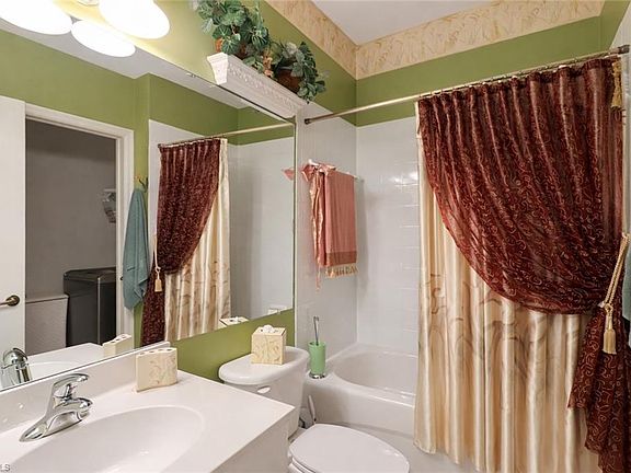 5th image of 9850 Diamond Head LN S