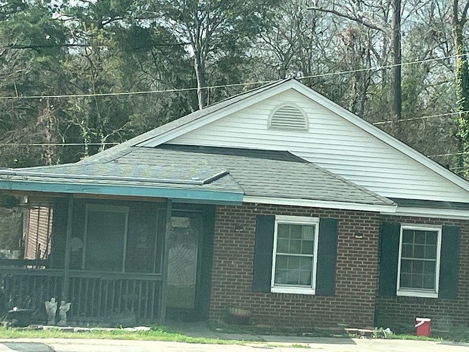 2nd image of 69 Jaggers Plz