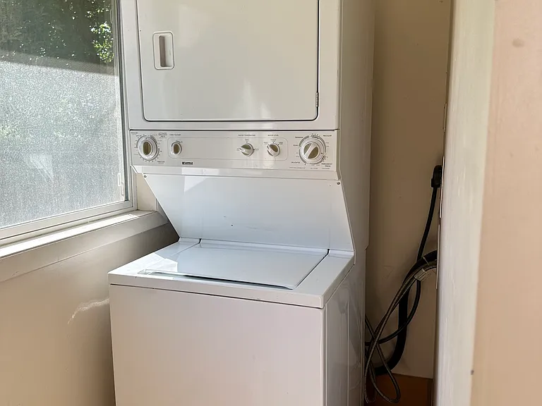 154 E Park Ave — Photo 15