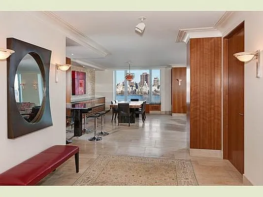 Sold by Stribling | media 3