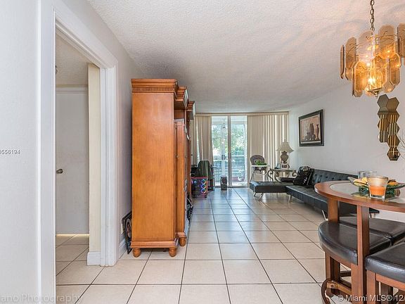 5th image of 9460 Live Oak Pl APT 205