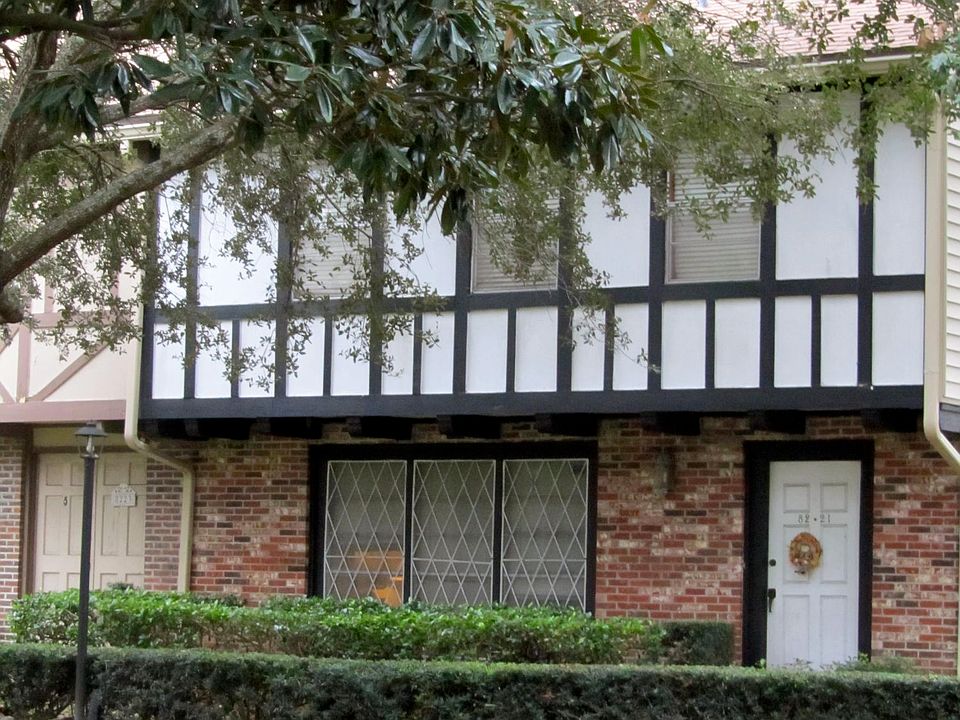 1st image of 8157 N SUTTON Place
