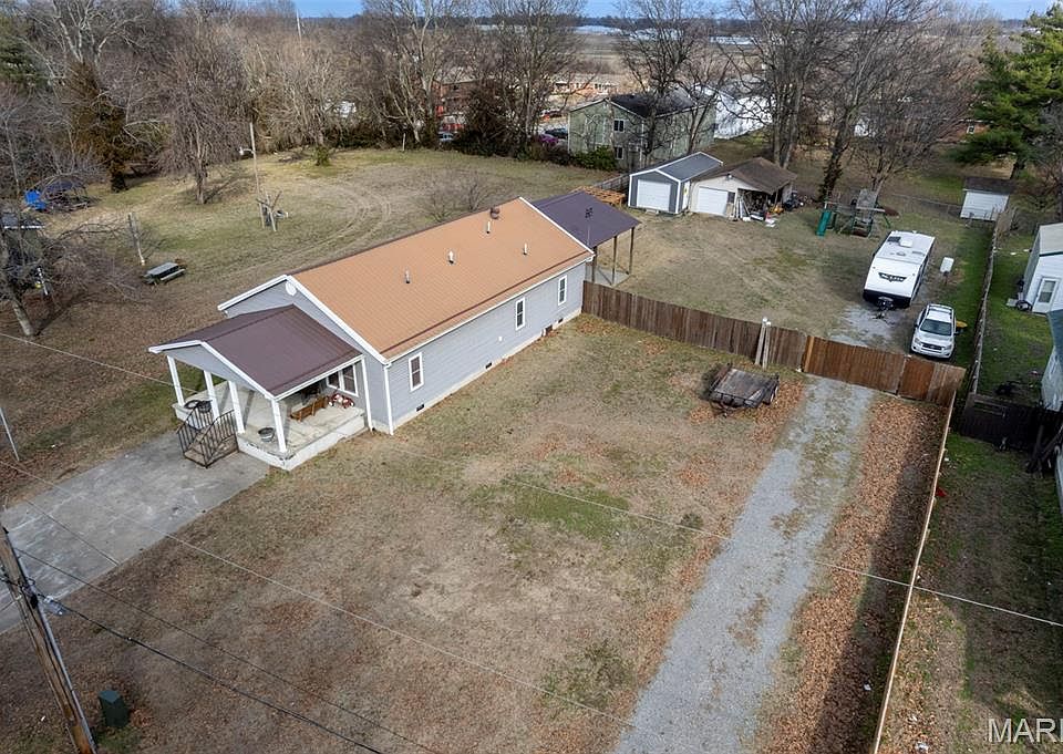 1st image of 112 N 6th St