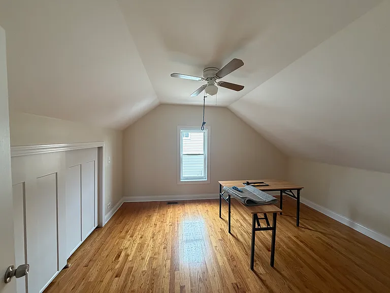 2154 W 22nd Pl — Photo 10