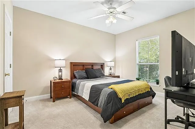 25 Oak Tree Dr — Photo 10