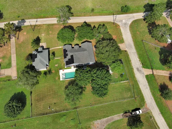 569 McAllister Rd, Bastrop, TX 78602