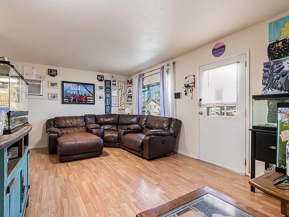 3rd image of 149 Schirra Pl