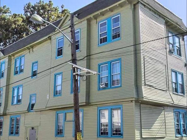 53 Tillinghast St #202L