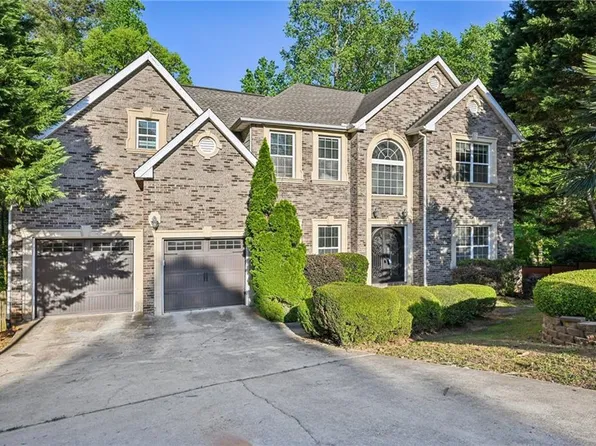 3697 Mortons Landing Dr, Ellenwood, GA 30294