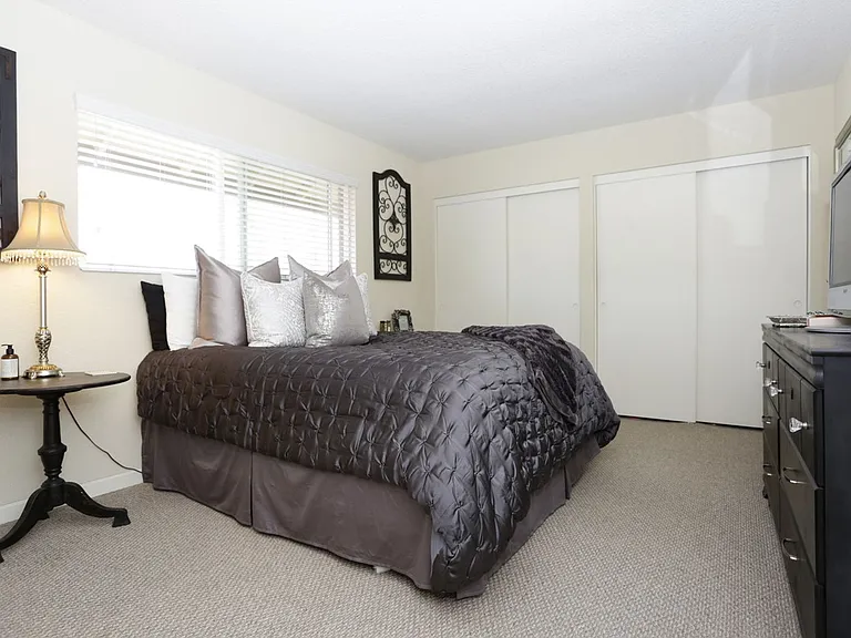 Avalon Townhomes OPEN HOUSE SATURDAY 11/15/2025 — Photo 15