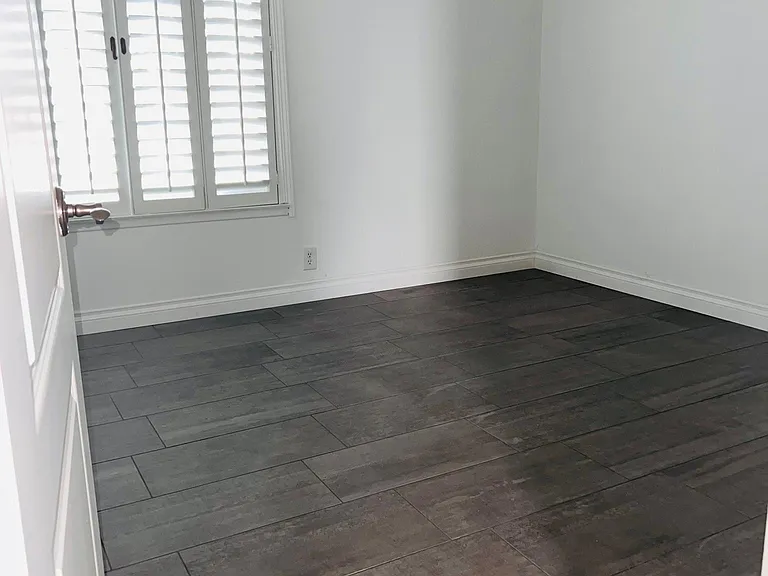 18391 Alder St — Photo 9