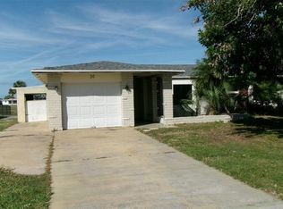 30 Oakland Hills Ct, Rotonda West, FL 33947