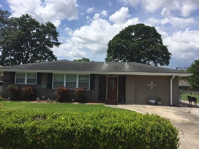 1st image of 626 Bellanger St