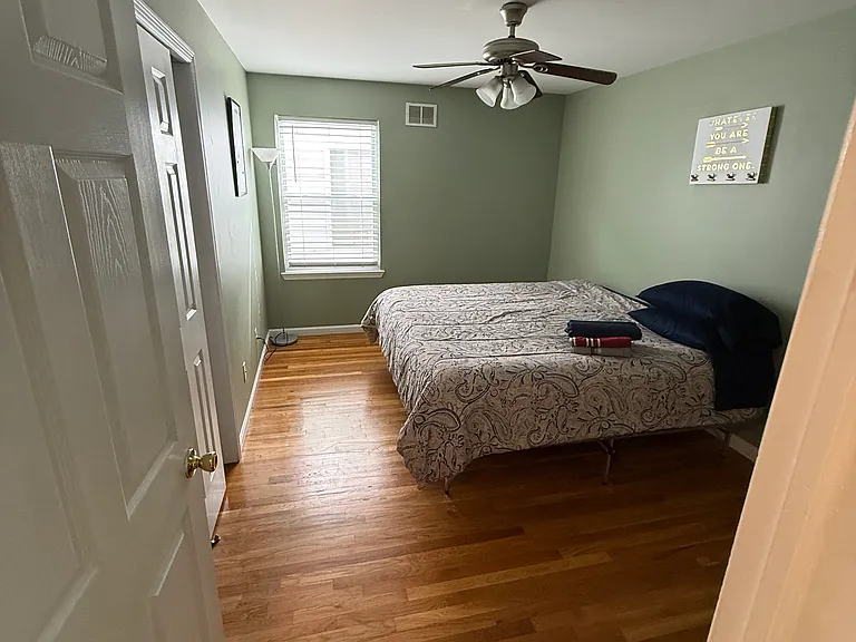 196 Randolph Ave #1 — Photo 10
