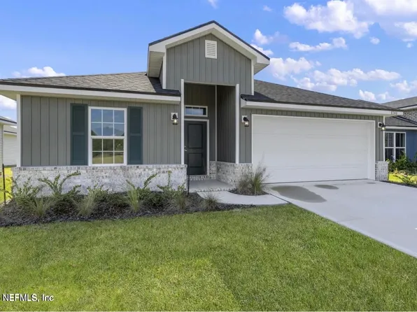 8375 HELMSLEY Boulevard, Jacksonville, FL 32119