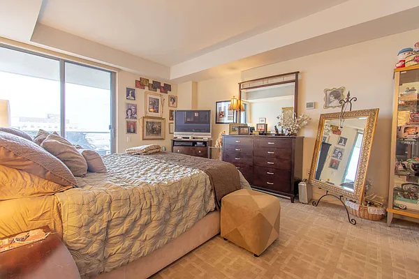 Sold by Calabrese Real Estate | media 27