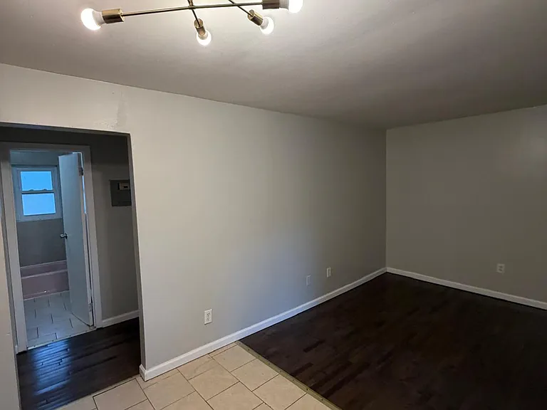 479 Roseville Ave #9 — Photo 2