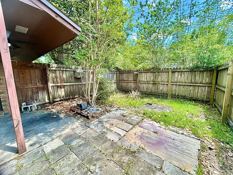 9345 Chisholm Rd #J3 — Photo 12