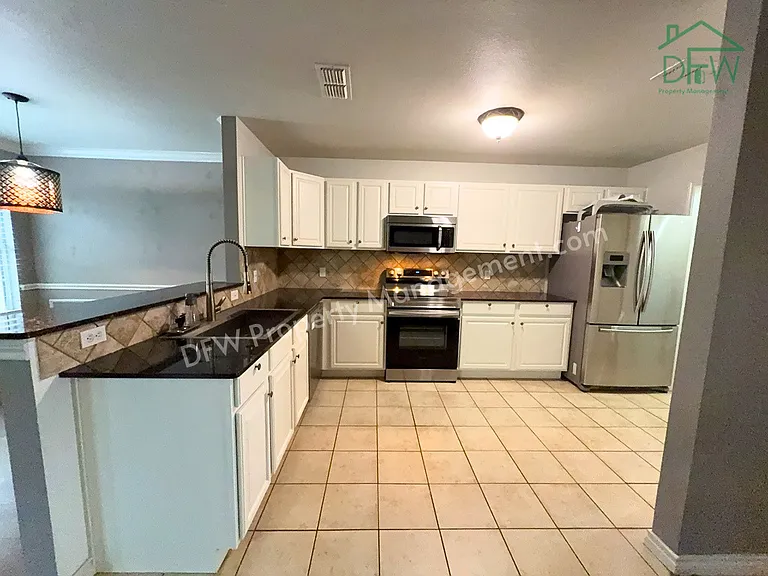 12614 Oceanside Dr — Photo 5