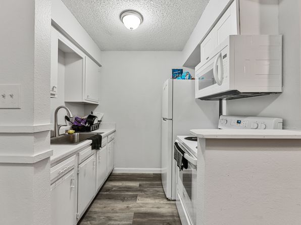 9464 Us Highway 180 W #1