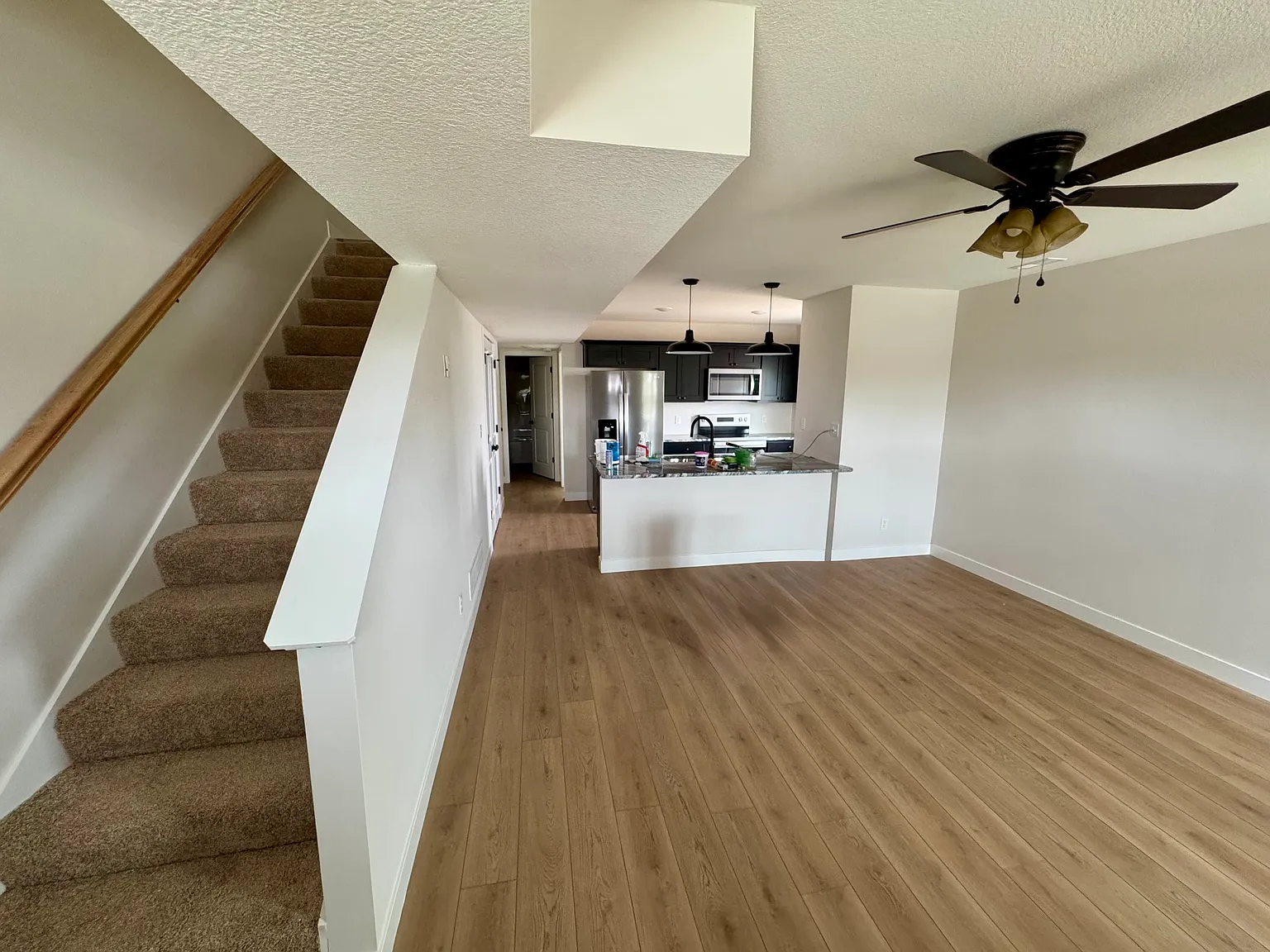 4 bed, 1463 sqft, $1,700 — Photo 4