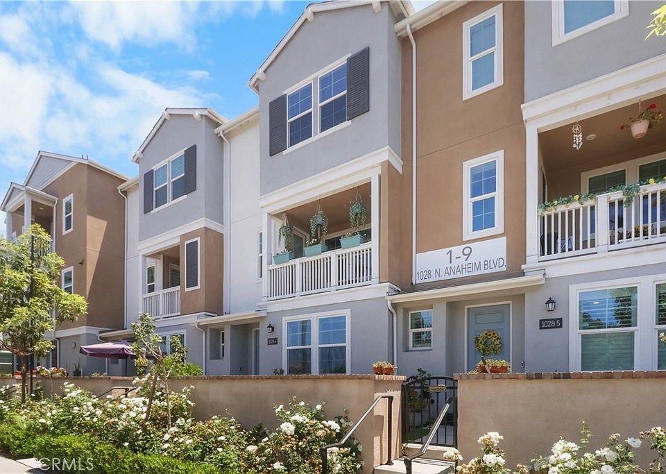 1st image of 1028 N Anaheim Blvd Unit 4
