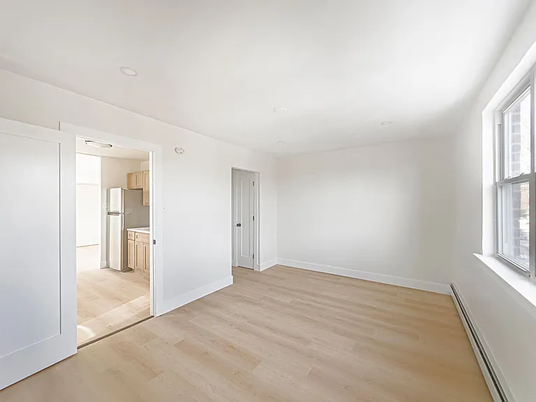 Fairfield Apartments — Photo 13